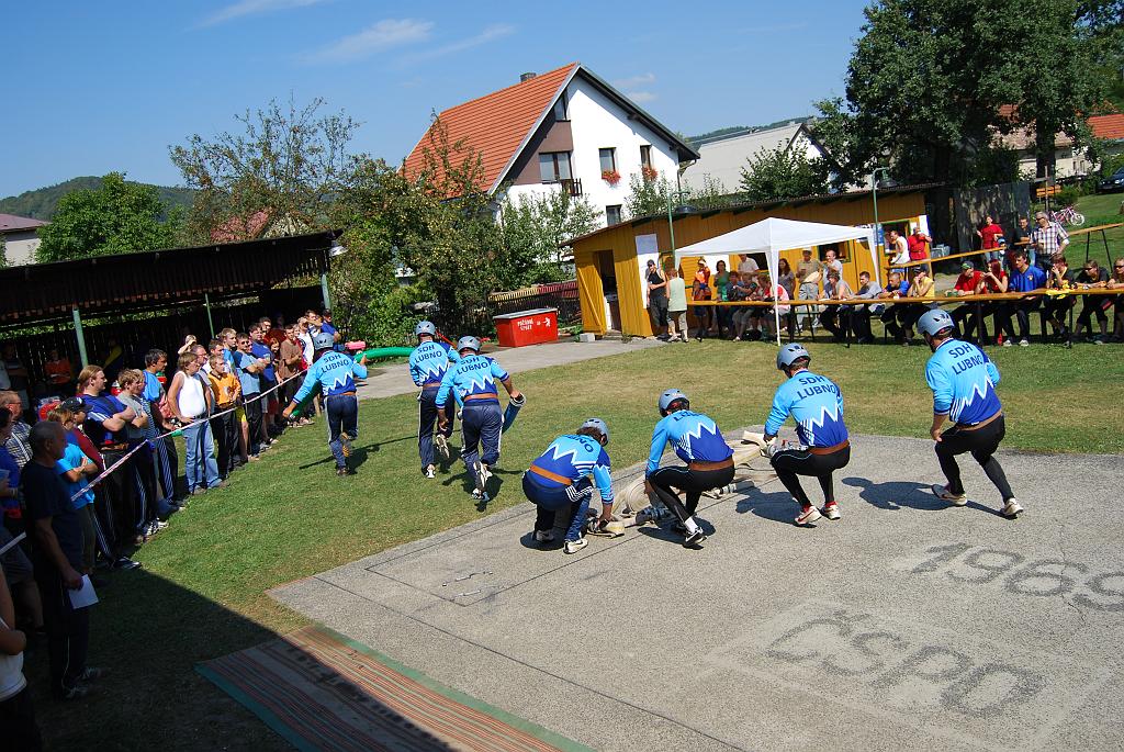 12340094.jpg