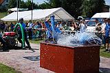 093