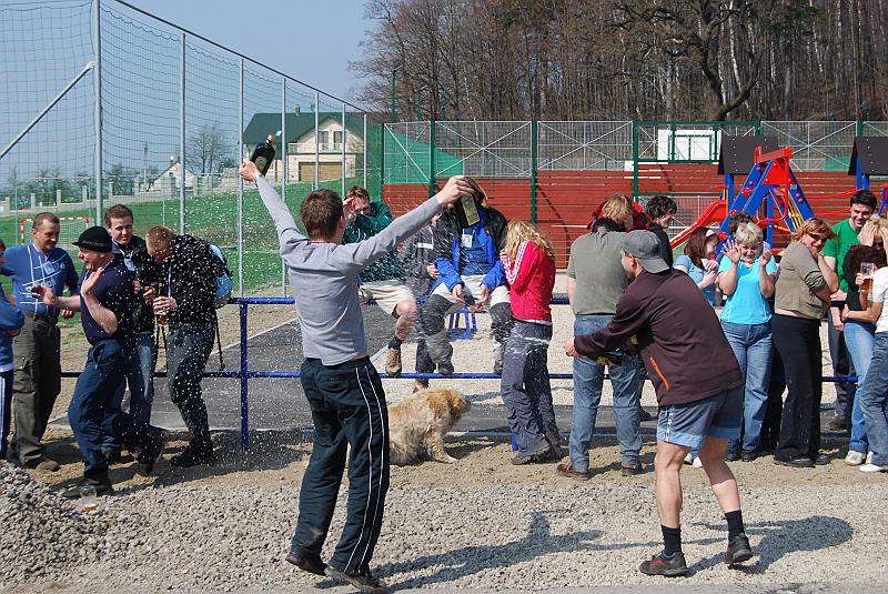 061.jpg