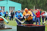 076